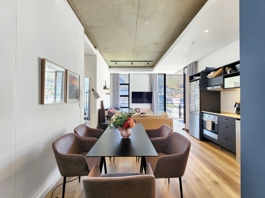 2 Bedroom Property for Sale in Sea Point Western Cape